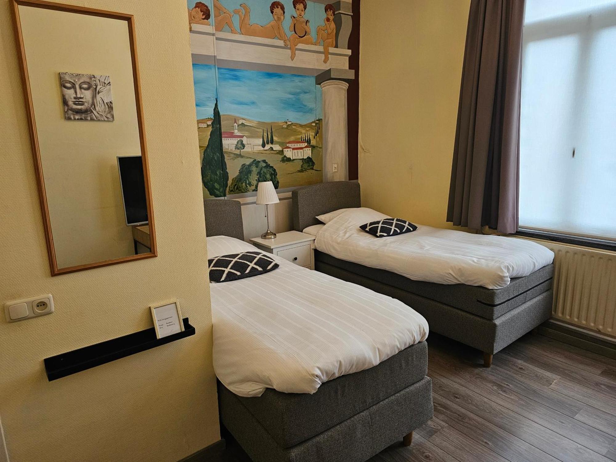 אייסדן Hotel Le Bonheur מראה חיצוני תמונה