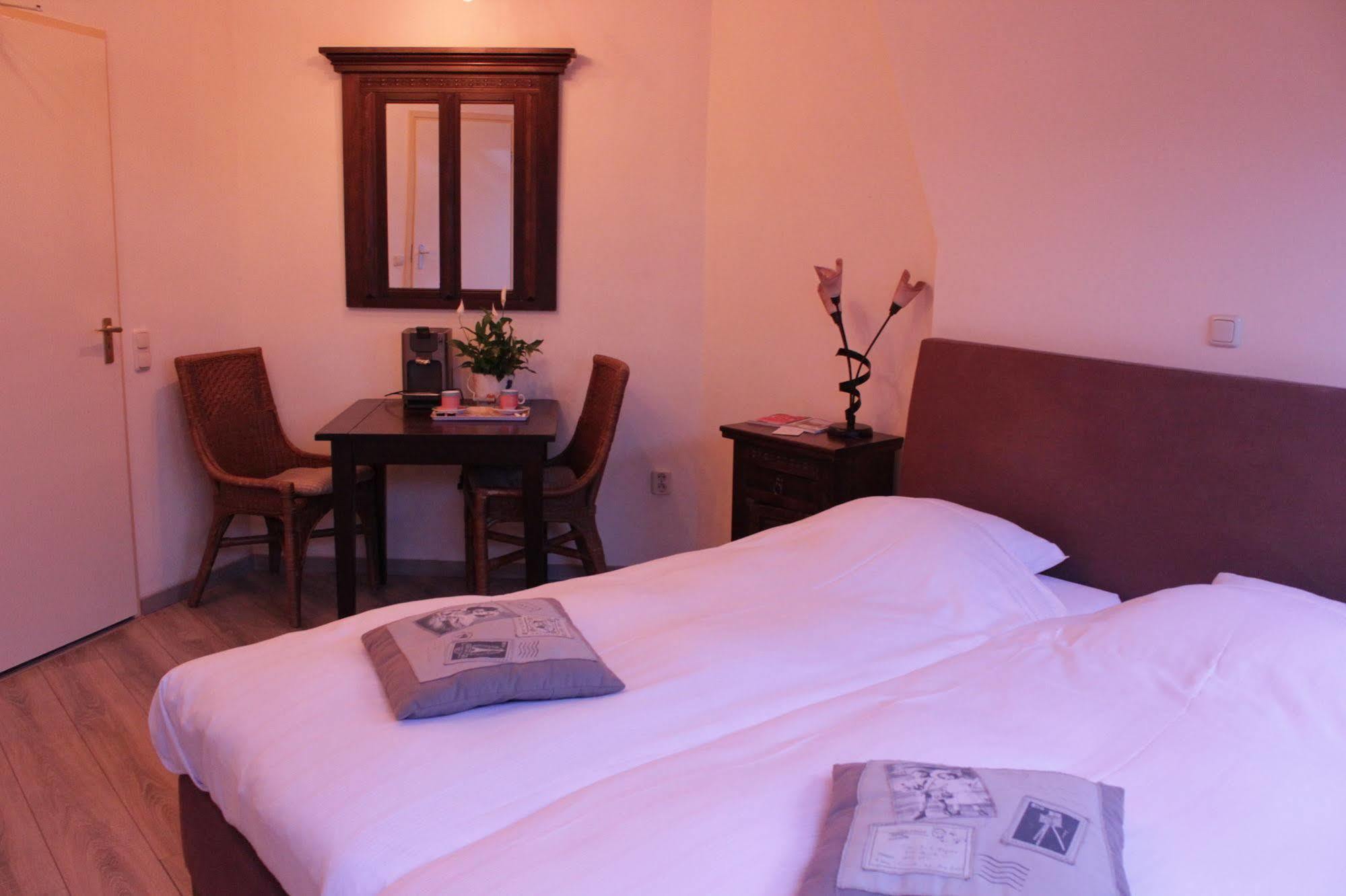 אייסדן Hotel Le Bonheur מראה חיצוני תמונה